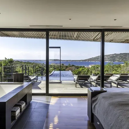 Villa Carellia